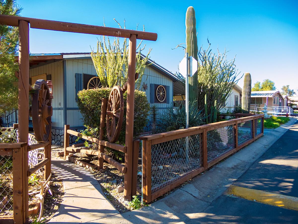 manfactured home landscaping